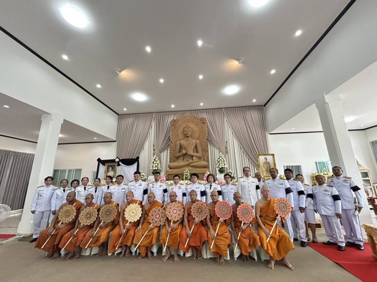 ร่วมพิธีบำเพ็ญกุศลในวาระครบ 15 วัน (ปัณรสมวาร)