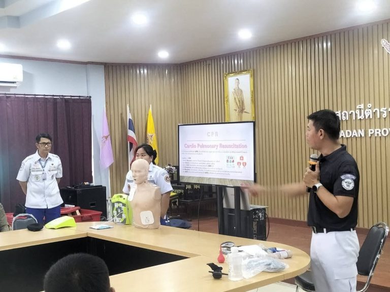 โครงการฝึกอบรมสังเกตอาการผู้ป่วยเพื่อช่วยเหลือปฐมพยาบาลเบื้องต้น การช่วยฟื้นคืนชีพ(CPR)และสัญญาณมือสากล (SOS)”